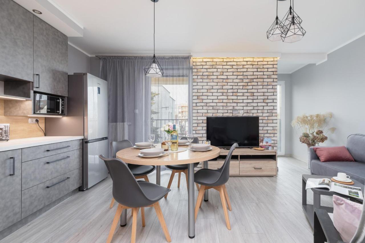 Business For Office Kolaczy By Renters